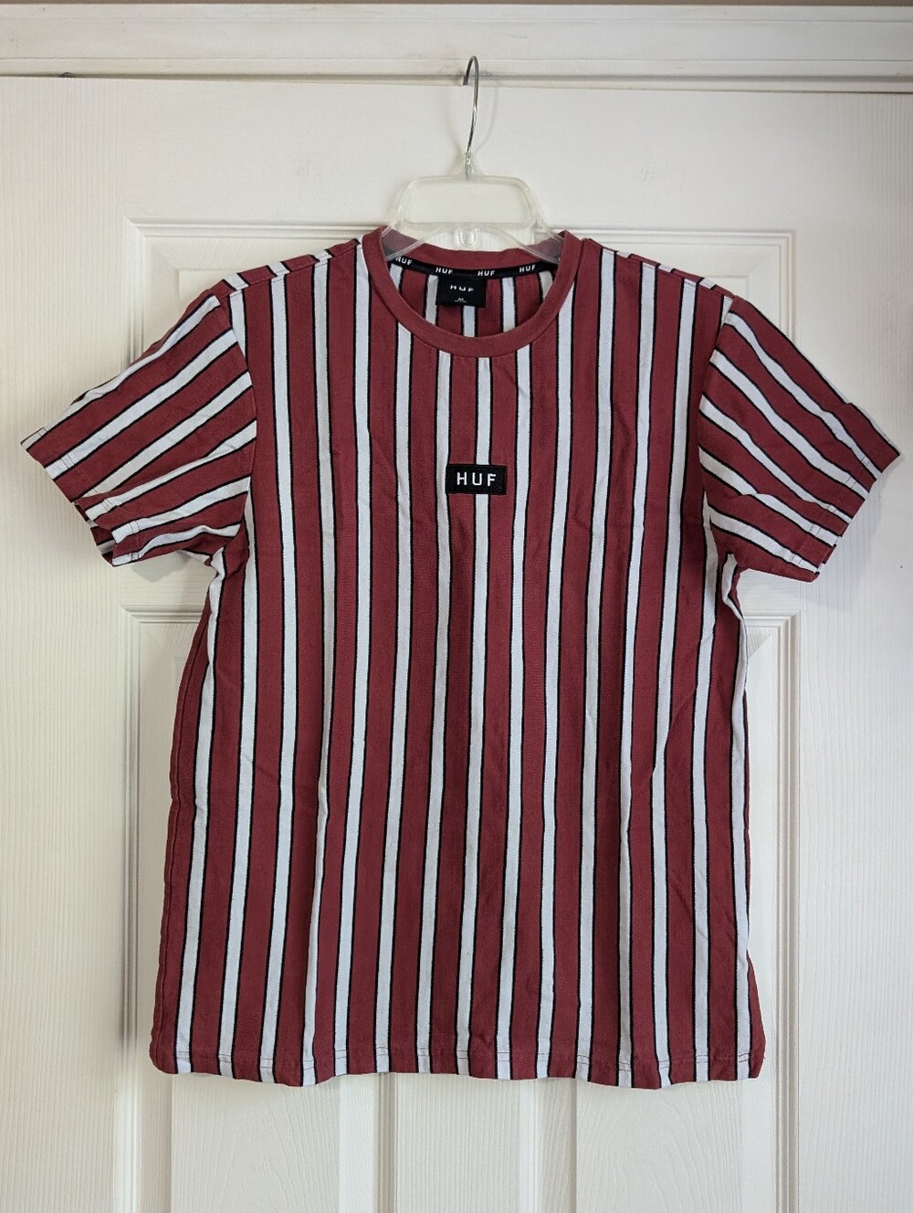 HUF Men's Red & White Vertical Stripe Tee Size M